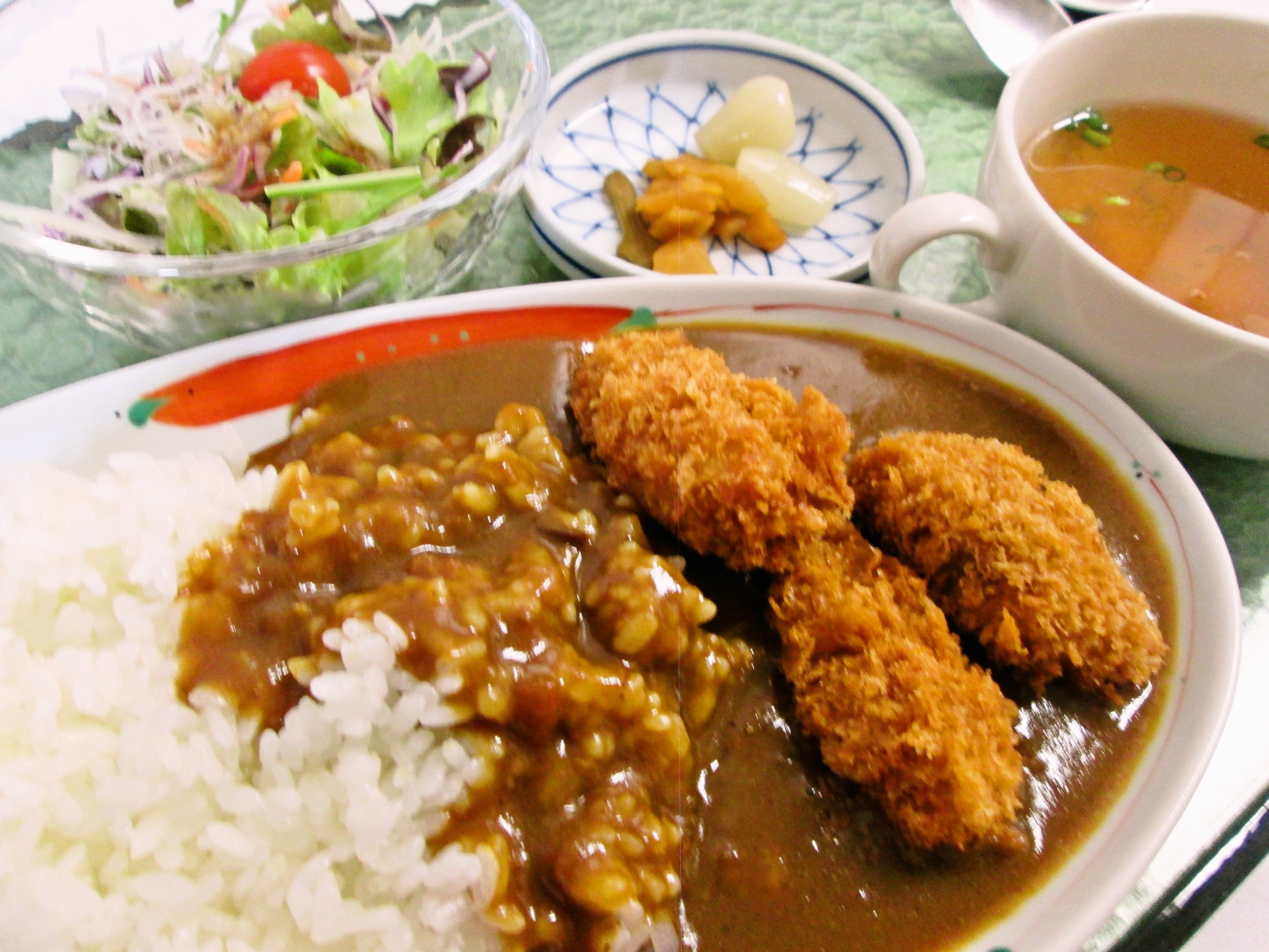 カキフライカレー《鶏のブイヨンスープ》