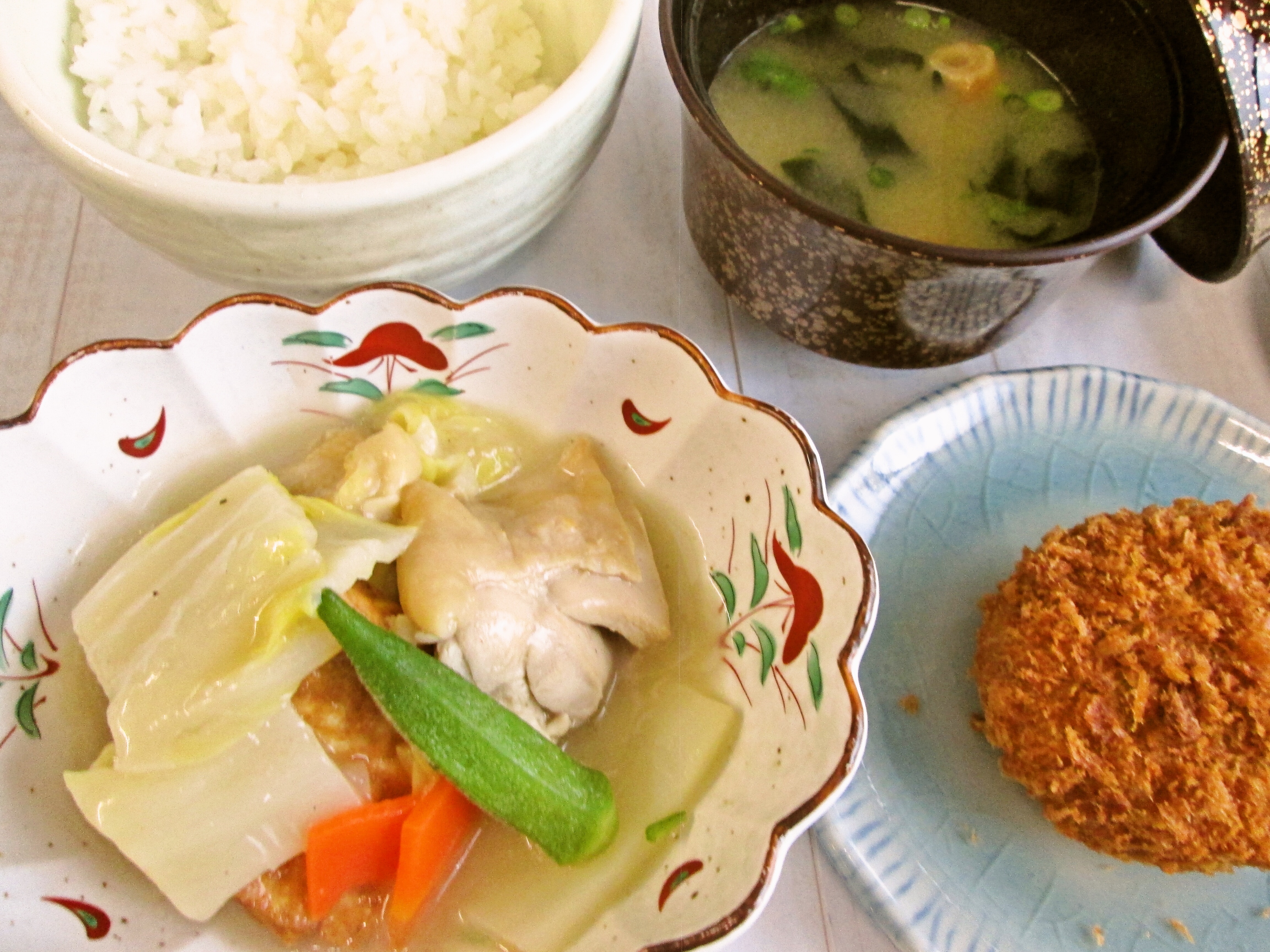 白菜と厚揚と鶏肉の旨煮≪讃岐麦味噌汁≫