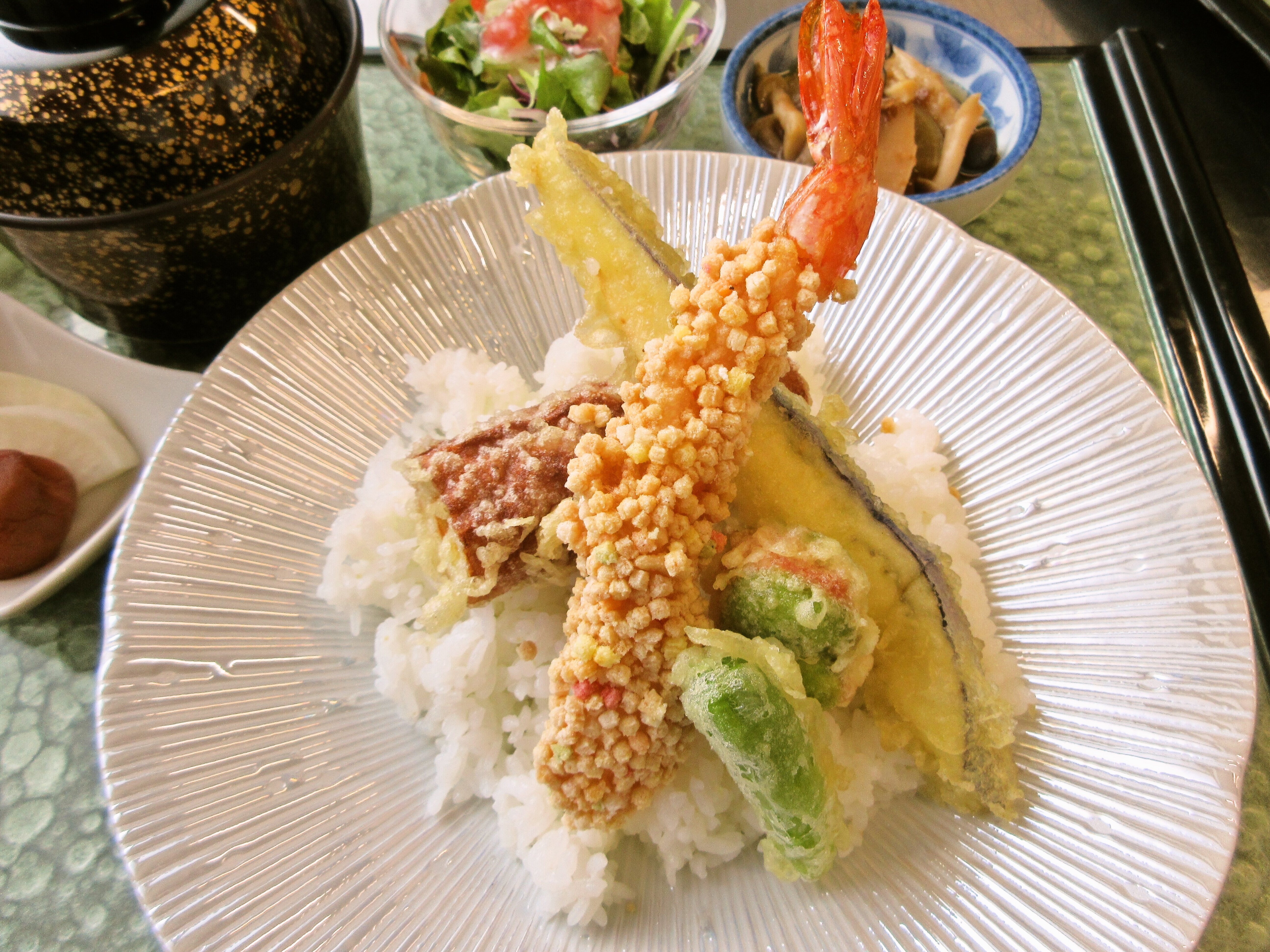 大海老変り揚げ天丼