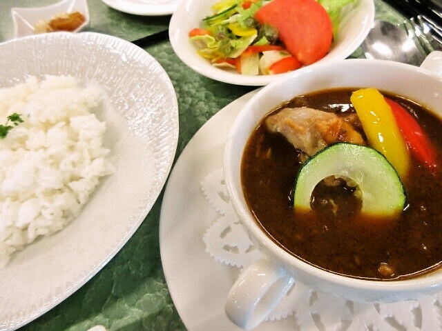 NEW☆チキンと野菜の特製夏スープカレー