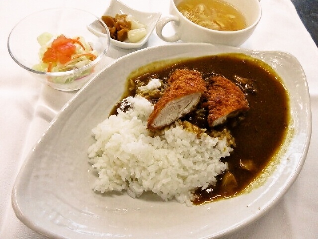 香川産若鶏のササミカツカレー