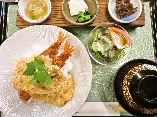 大海老玉子とじ丼