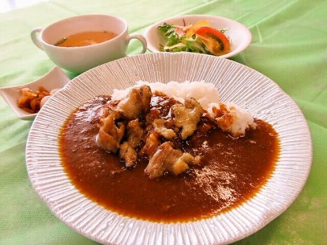 炭焼チキンカレー