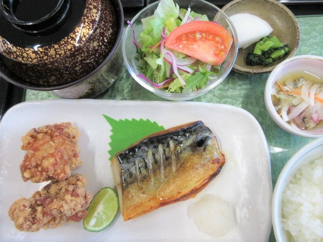 秋鯖塩焼き＆若鶏竜田揚げ