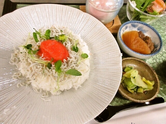 庵治産しらす　博多明太子丼＆茶碗蒸し