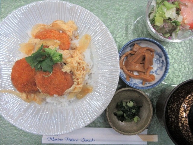 三元豚のヒレカツ丼