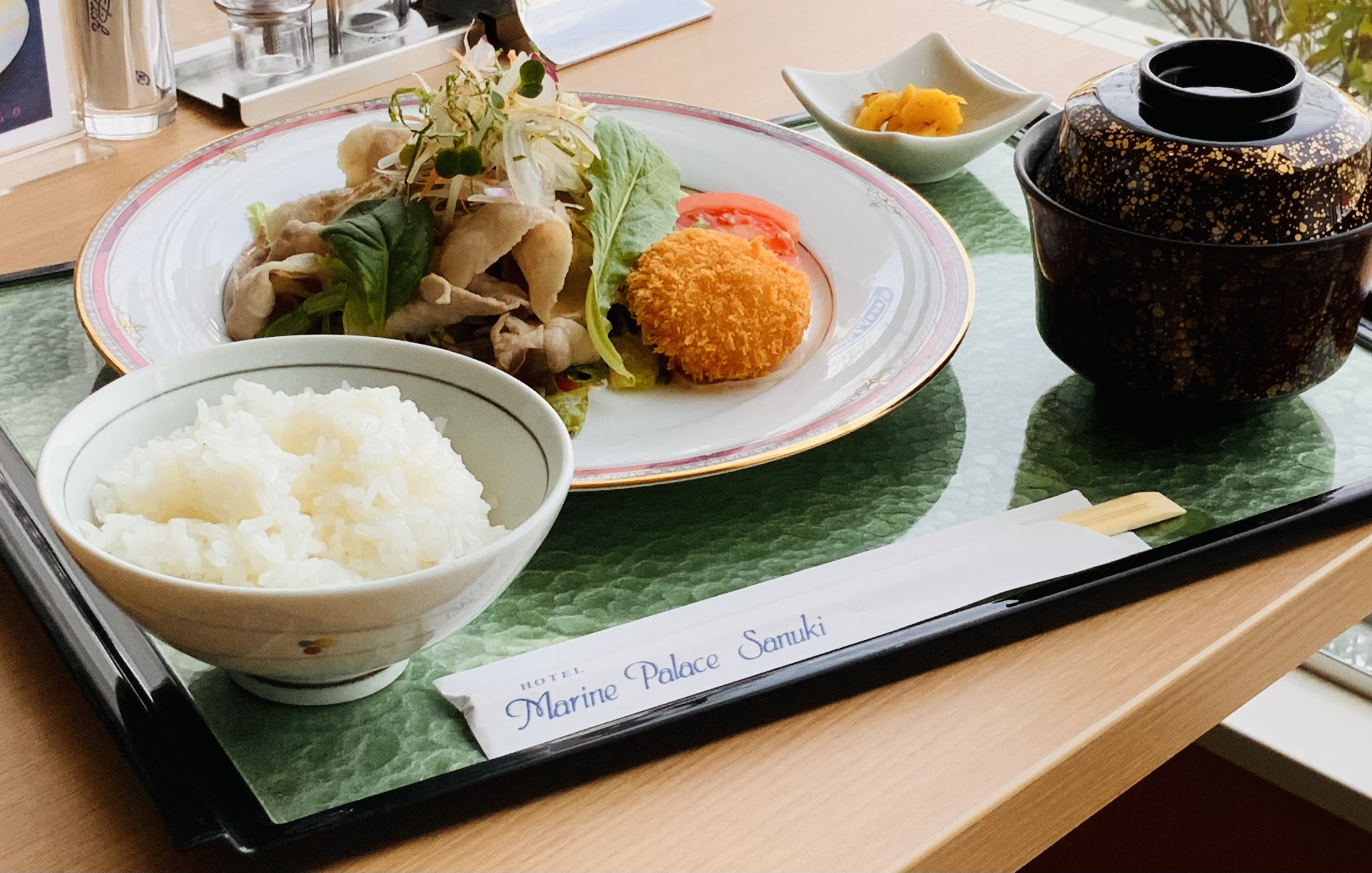 オリーブ豚冷しゃぶ定食