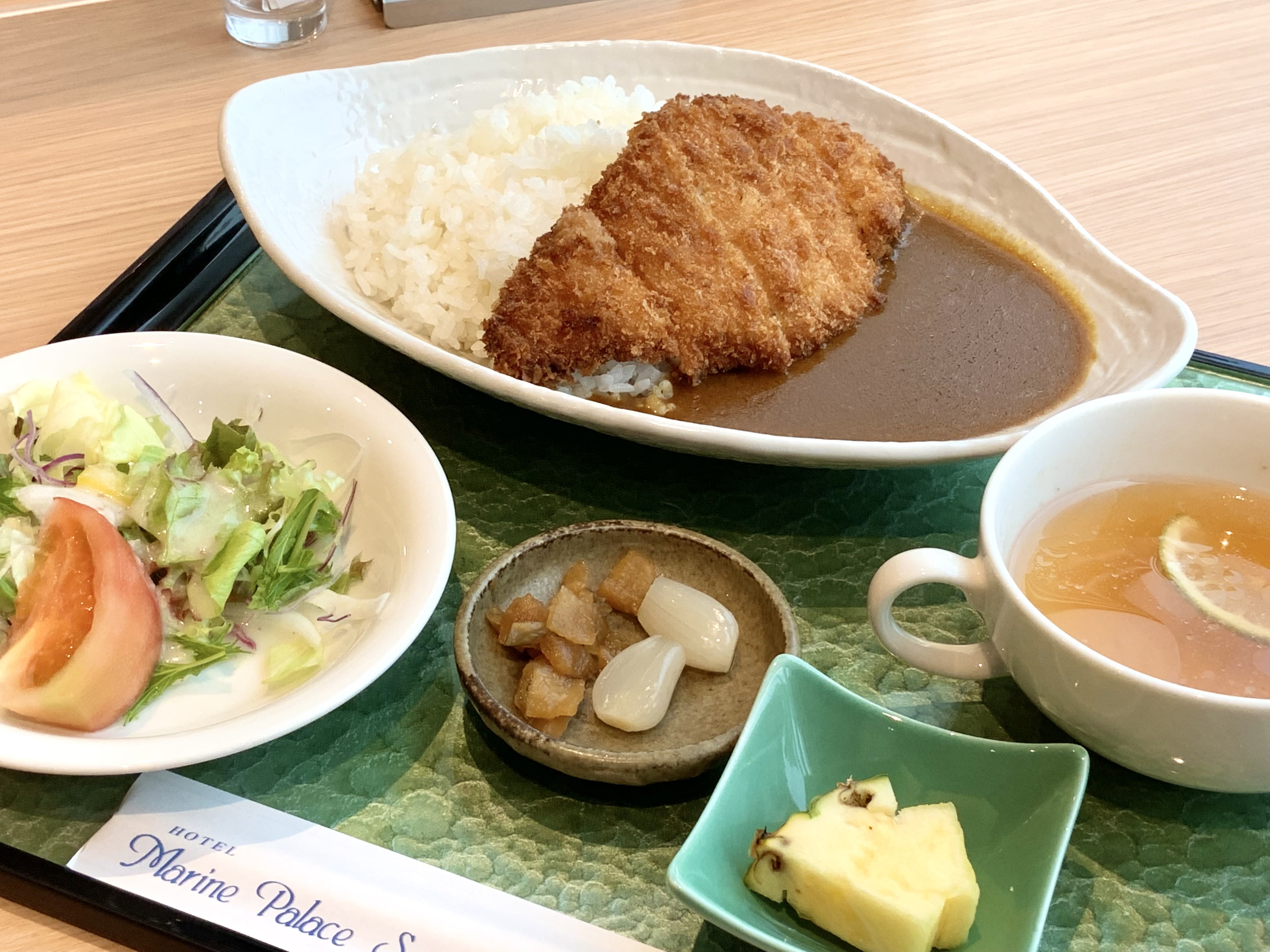 チキンカツカレー