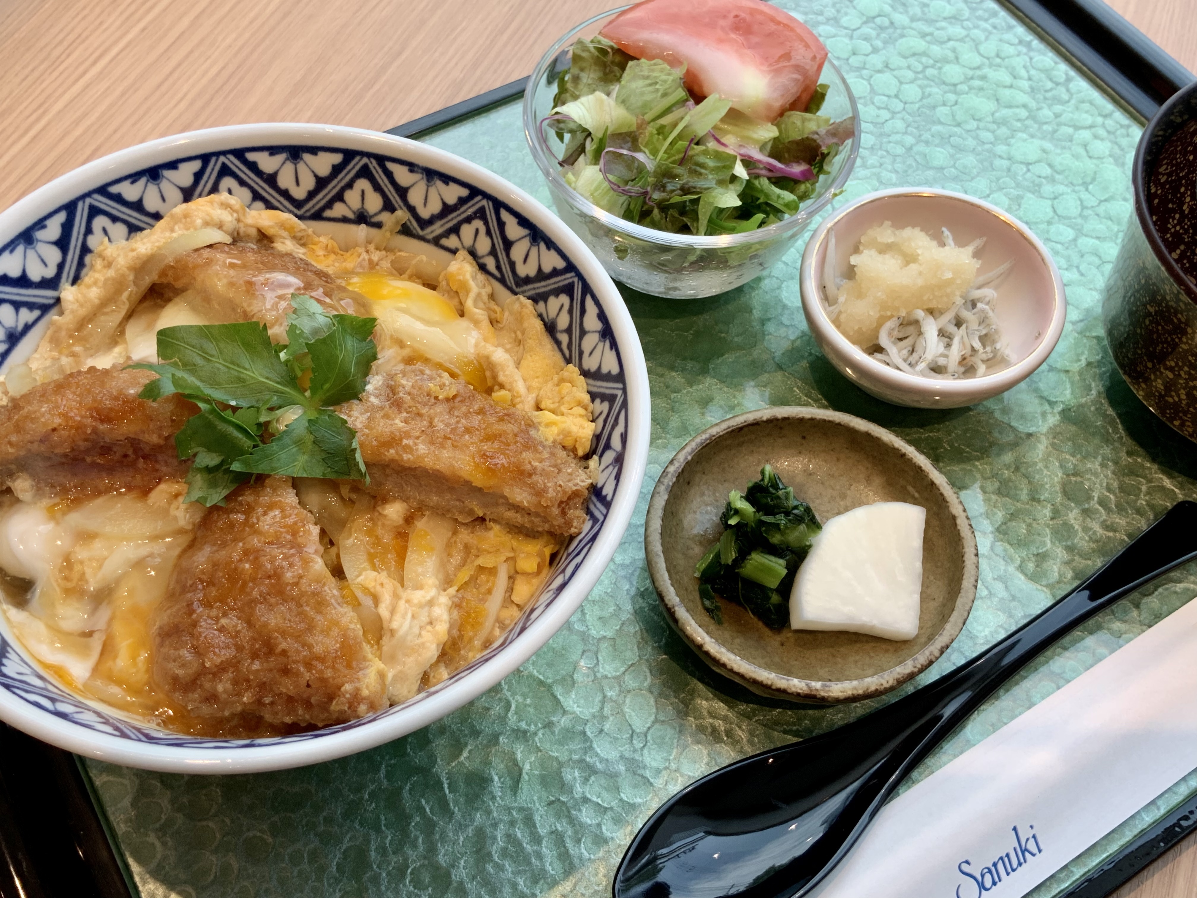 豚ヒレカツ丼