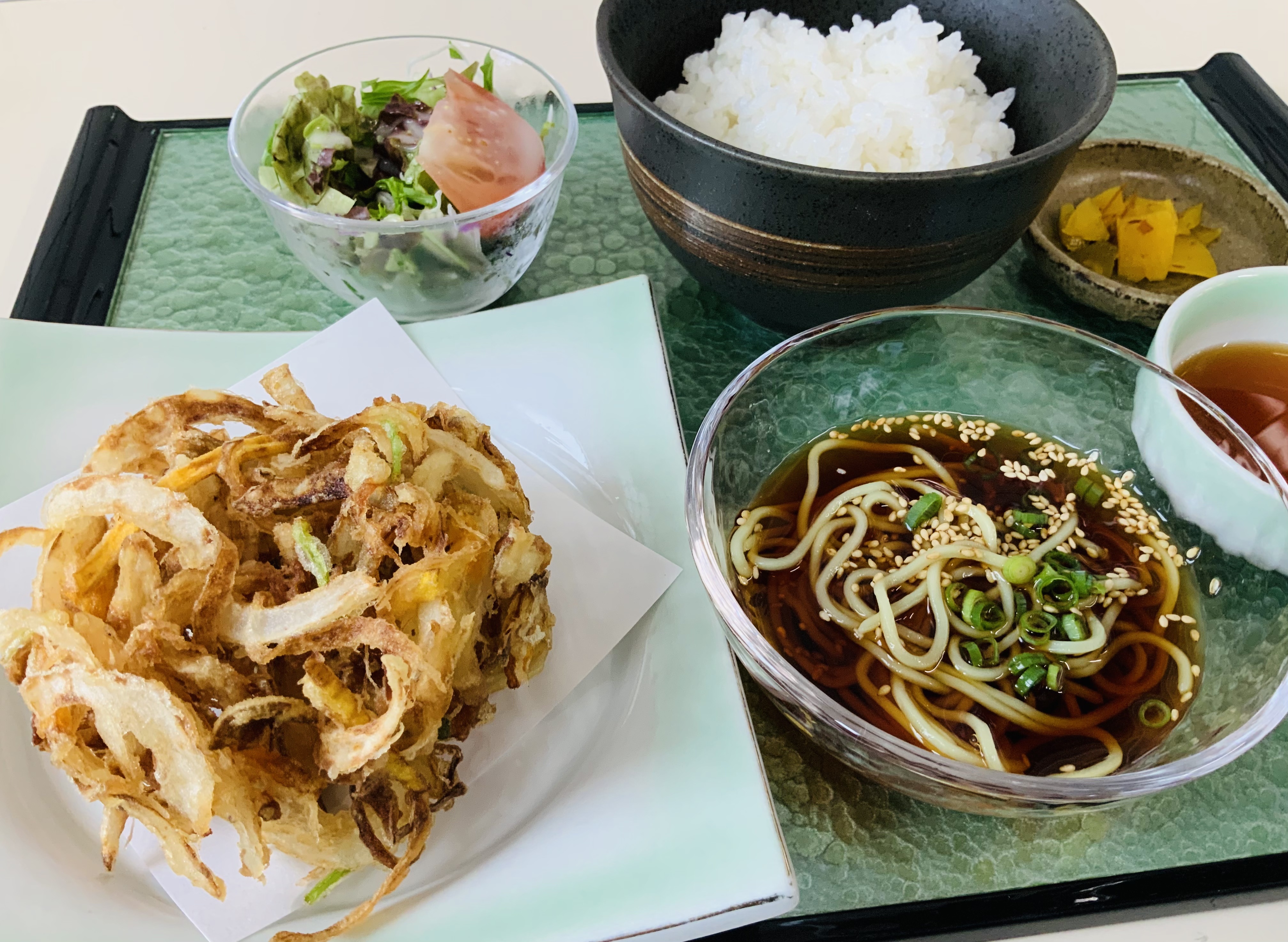 高瀬茶蕎麦と野菜のかき揚げ