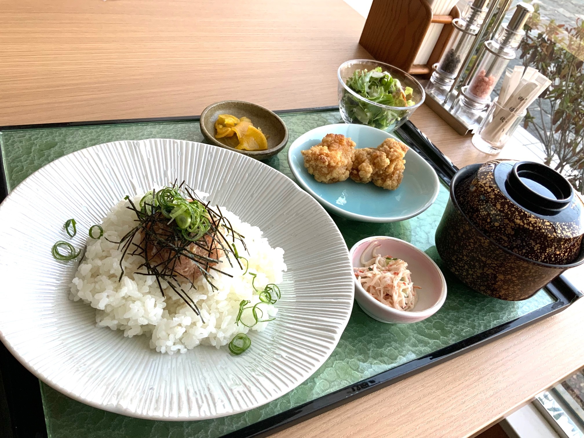 ★NEW★　ネギトロ丼＆カニサラダ＆若鶏竜田揚