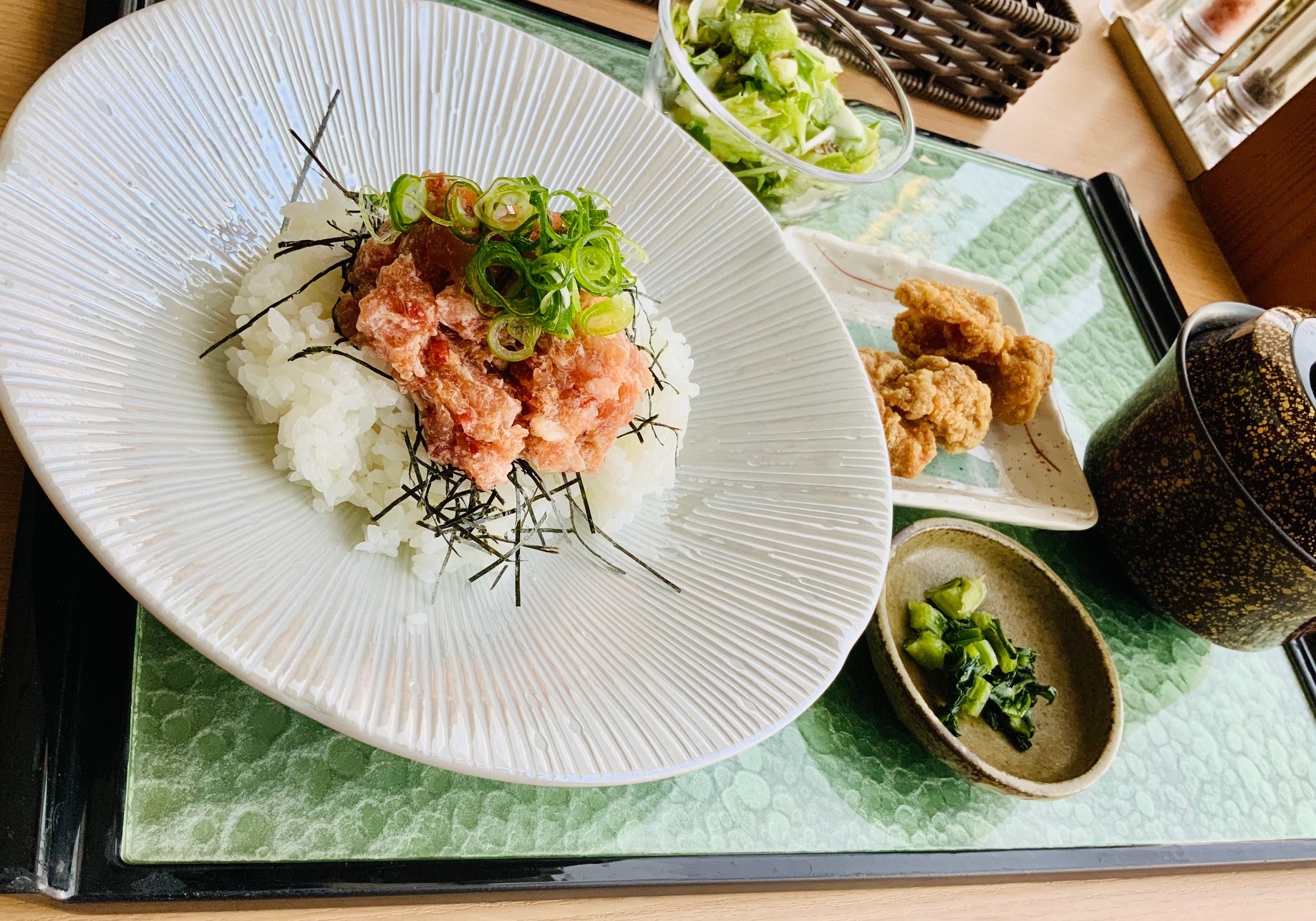 ネギトロ丼＆若鶏竜田揚