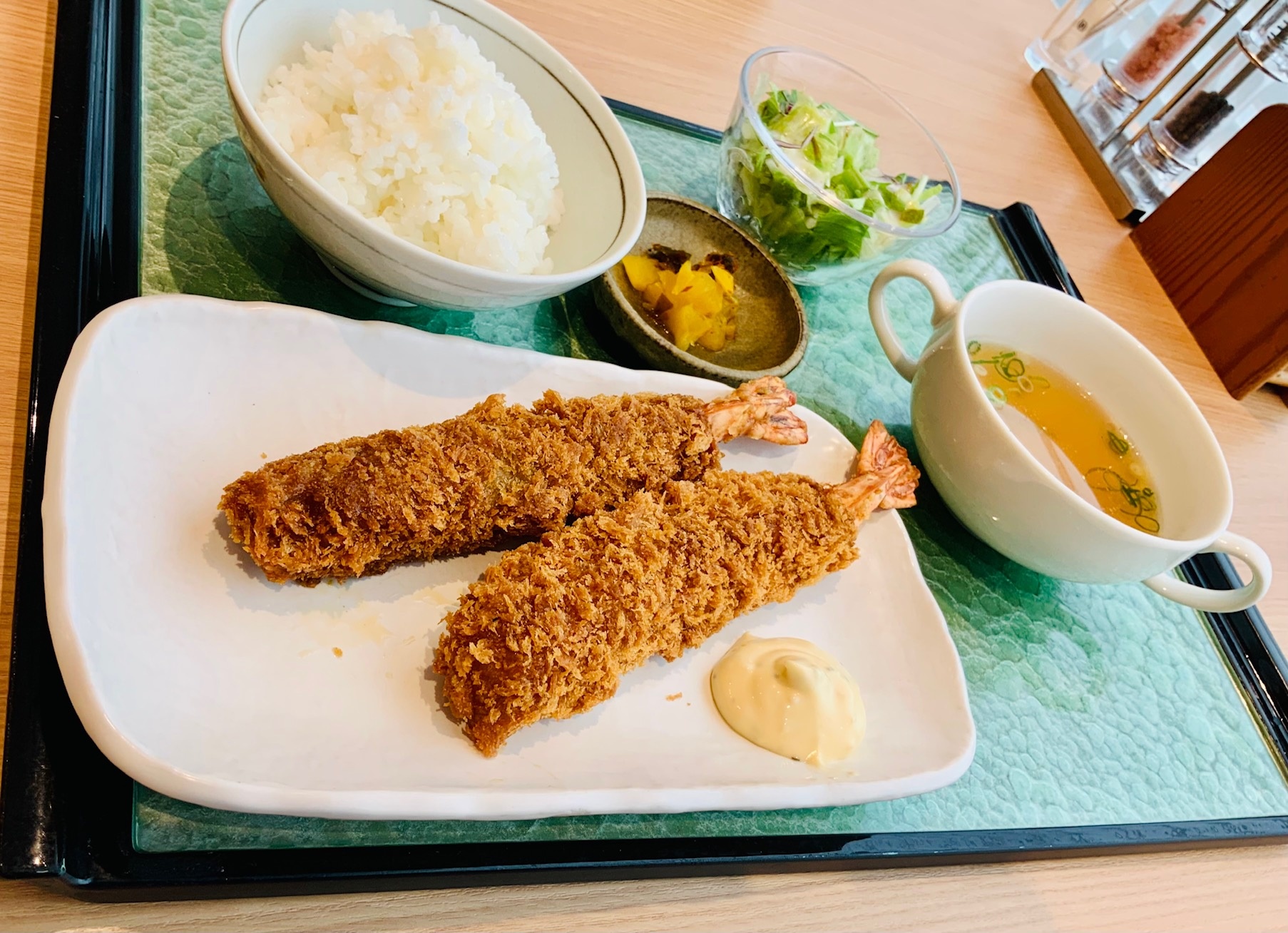 ブラックダイガー大海老フライ定食