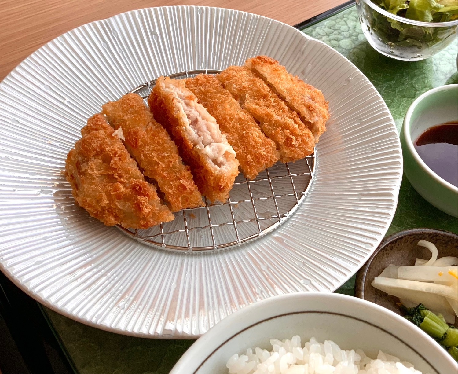 豚ロース味噌カツ定食