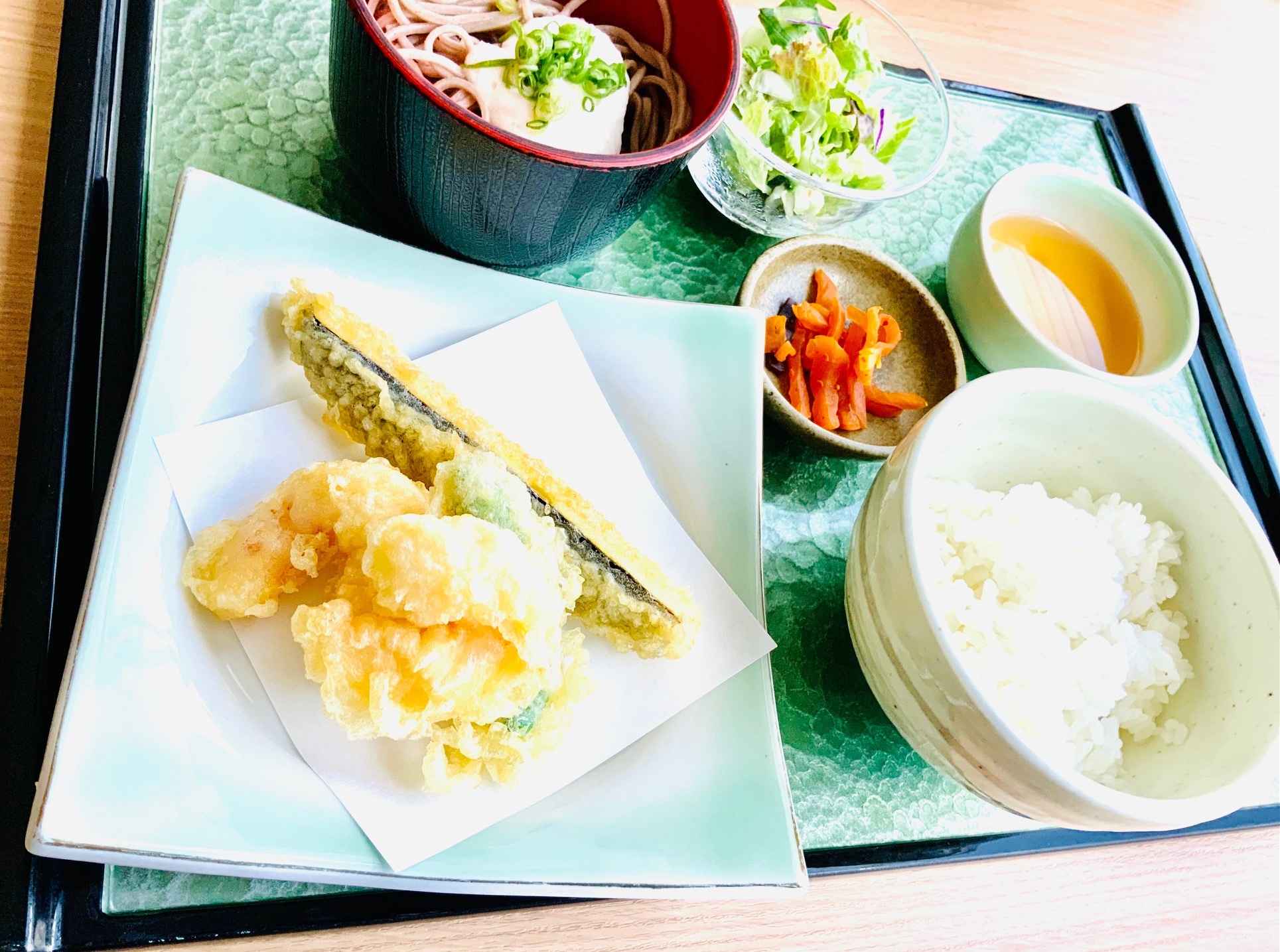 NEW 山掛け蕎麦と海老野菜天婦羅