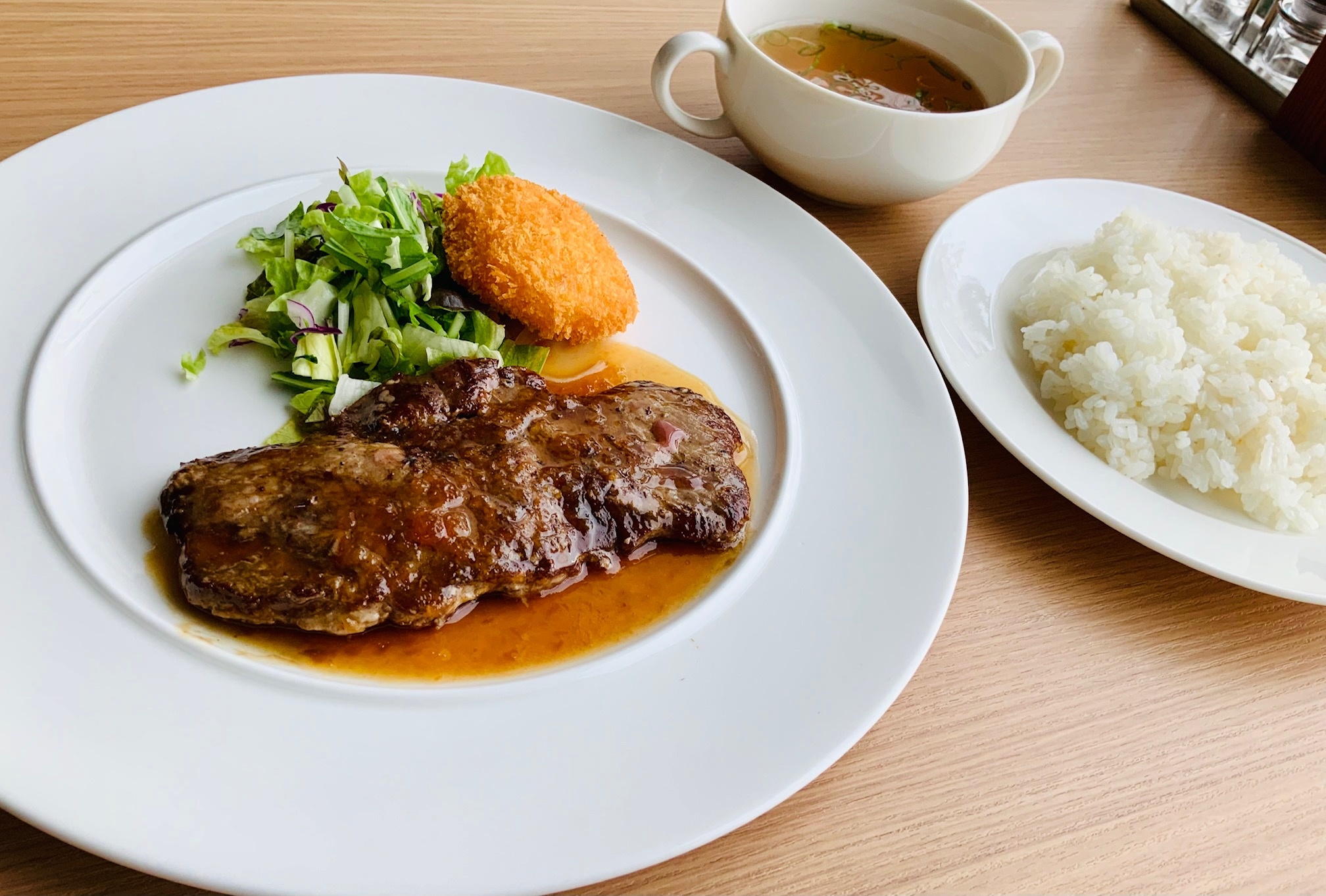 牛サーロインステーキ