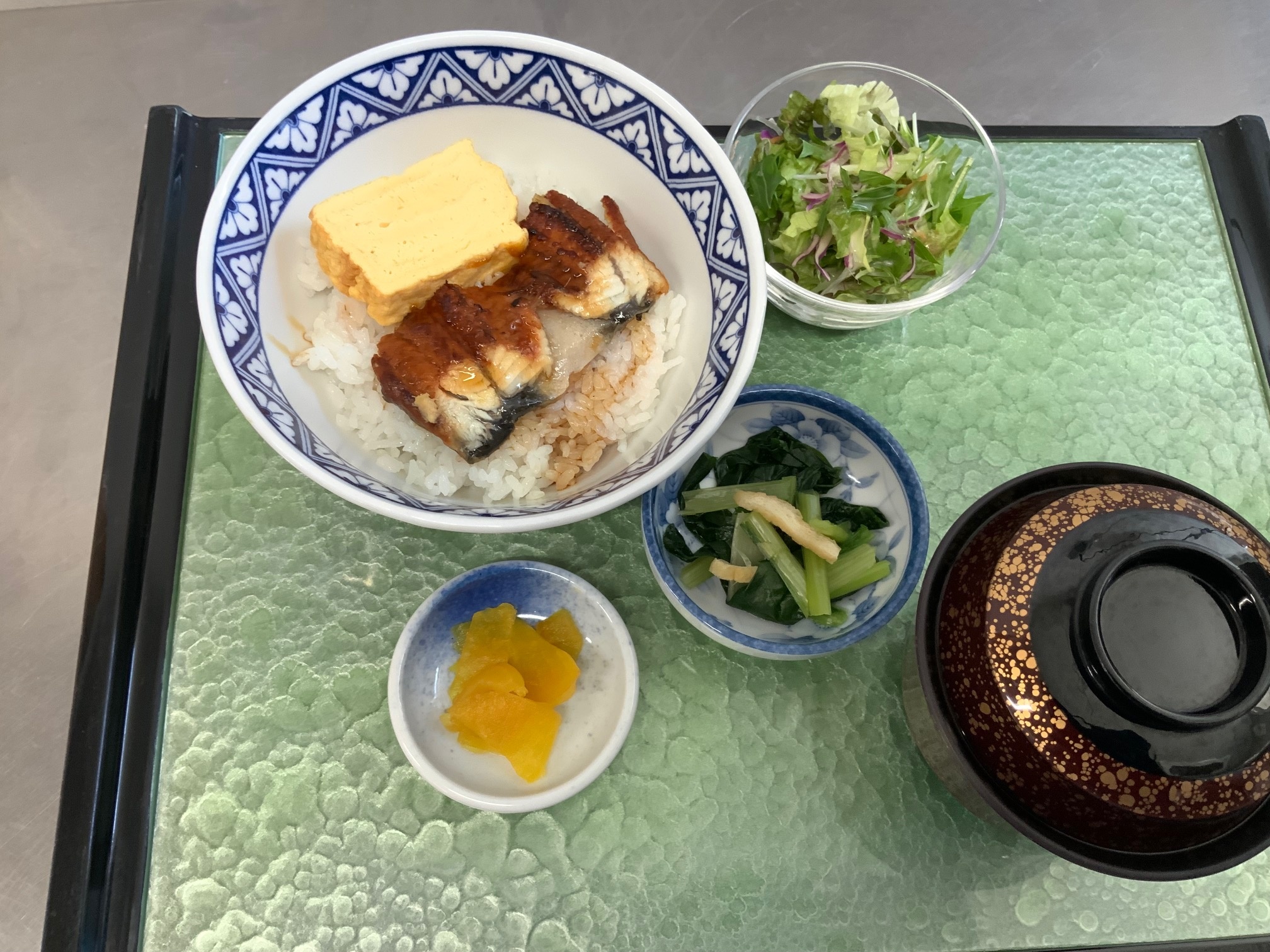 鰻丼　玉子焼き　小鉢