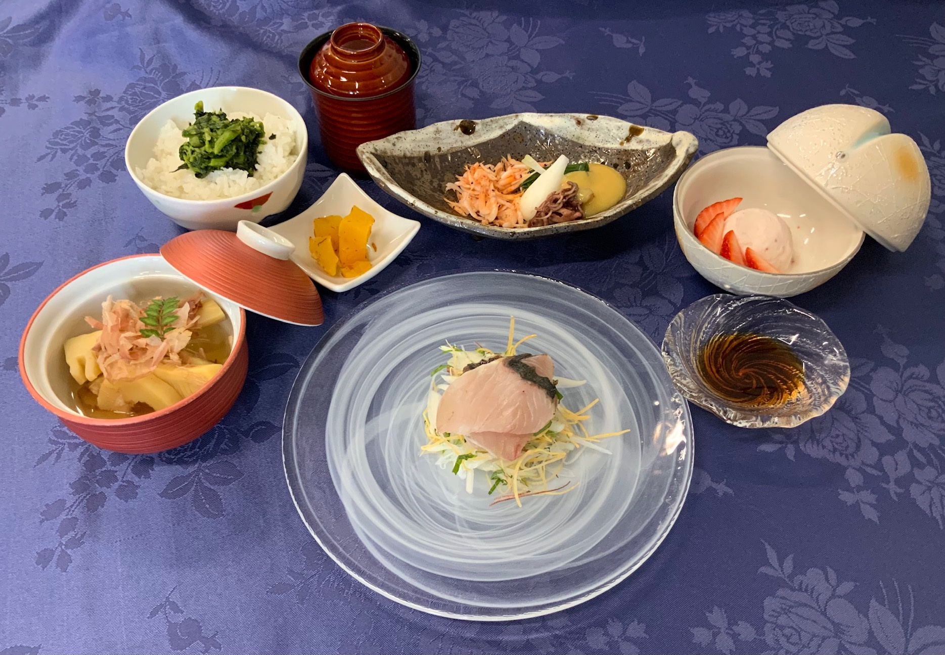 卯月