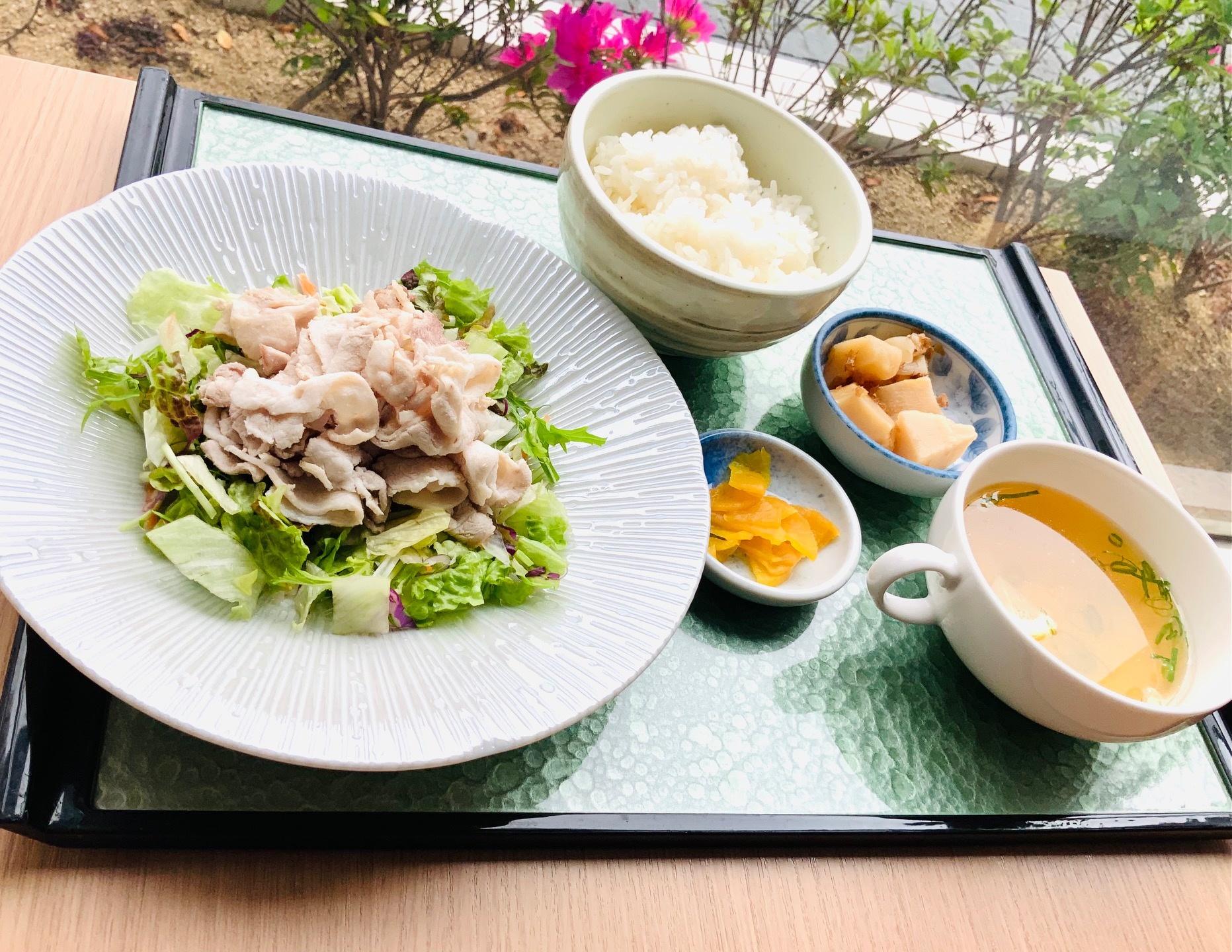 オリーブ豚の冷しゃぶ