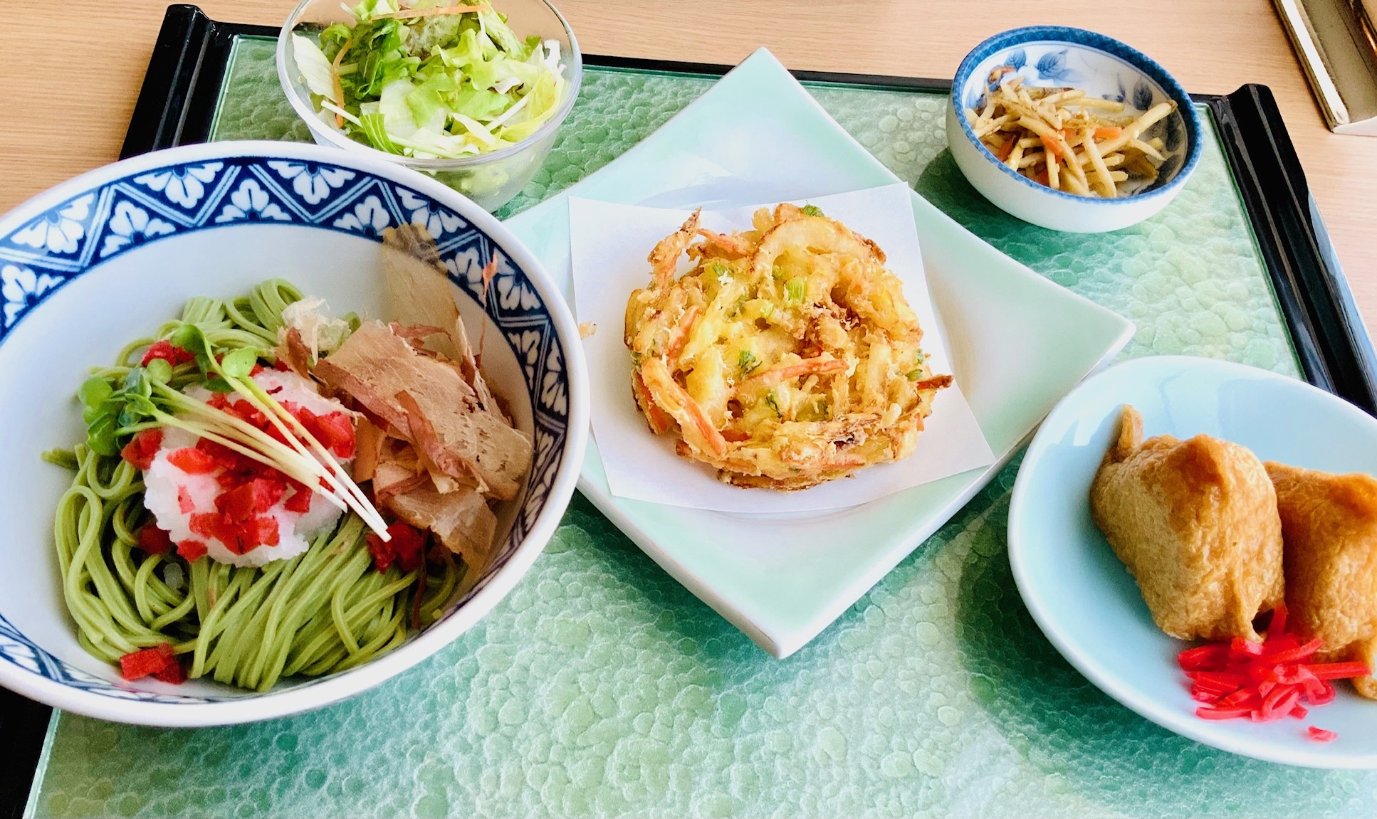 梅おろしそば　かき揚げ　いなり寿司